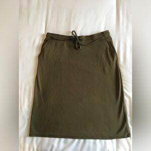 Inherit Jordan Midi Skirt | Olive Green | M